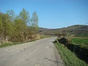 Drumul Unguraș-Valea Ungurașului