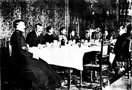 Sărbătoare de familie la castelul Berhomet în 1904