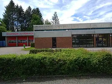 Pompierii și Hala Tromm