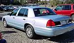 Ford Crown Victoria (1998), versiunea cu ampatament lung