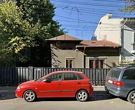 Casă pe Strada Subcetate, anii 1930, care combină Art Decoul cu neoromânescul