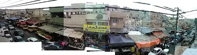 Tabăra Jabal el-Hussein este una dintre cele patru tabere de cazare a refugiaților care au părăsit Palestina ca urmare a Războiului Arabo-Israelian din 1948.