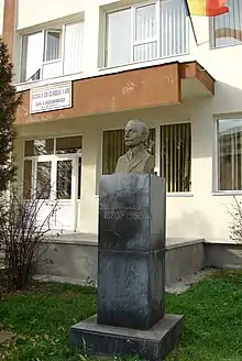 Bustul lui I. A. Bassarabescu