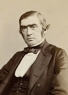 John Russell Hind, astronom englez