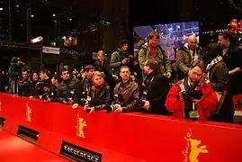 Aproape 20.000 de profesioniști din peste 130 de țări participă la festival în fiecare an