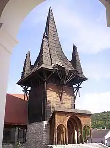 Casă de cultură, Kakasd (Imre Makovecz)