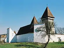 Biserica din Dealu FrumosMachetă - Reconstituire biserica din Dealu FrumosPlanul fortificaţiei din Dealu Frumos