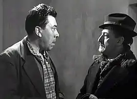 Fernandel (stânga) şi Totò (dreapta) în filmul Legea e lege (1958)
