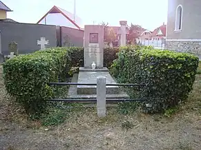 Mormântul lui Lucian Blaga din Lancrăm