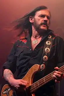 Lemmy Kilmister, muzician și basist englez (Motörhead)