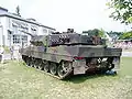 Leopard 2A6, folosește tunul de 120 mm produs de Rheinmetall