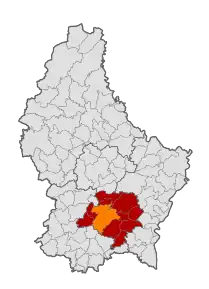 D'Gemeng Lëtzebuerg (orange) am Kanton Lëtzebuerg (rout)