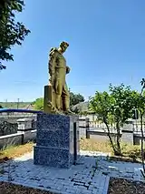 Mormântul comun al ostașilor căzuți în 1944.