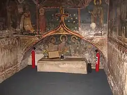 Nişa în care se află mormântul logofătului Toader Bubuiog