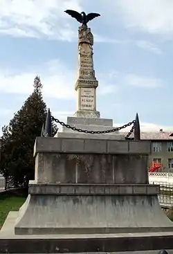 Monumentul eroilor din Măneciu-Pământeni