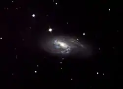 Galaxia M66, fotografiată cu echipament pentru amatori