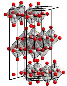 __ Mo6+ &nbsp; &nbsp; &nbsp; __ O2-Structura cristalină a trioxidului de molibden