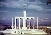 Monumentul de la Majadahonda, ridicat în anul 1970, în memoria lui Vasile Marin și Ion Moța