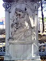 Monumentul funerar al profesorului filantrop Stroe Belloescu