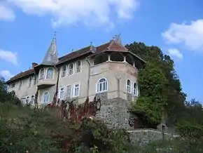 Muzeul Viei și Vinului, amplasat într-un vechi castel