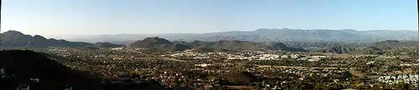 Peisaj cu panorama  localității