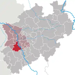 Amplasarea de Rhein-Kreis Neuss (roșu închis) în Regierungsbezirk Düsseldorf (roșu deschis) și în Renania de Nord-Westfalia (gri)