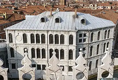 Vedere de pe terasa Fondaco dei Tedeschi.