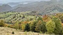 Vedere de toamnă din punctul Vf. Ciocanului (sat Ciocanu)