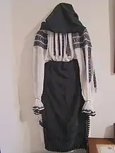 Port popular din Mihalț