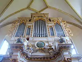 Orga bisericii construită în anul 1815 de  Andreas Eitel
