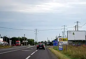 Intrarea în Gura Câlnăului pe DN2 dinspre Râmnicu Sărat