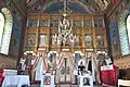 Biserica ortodoxă „Sfinții Arhangheli Mihail și Gavriil” (nava spre iconostas)