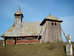 Biserica de lemn din Crișeni