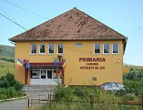 Primăria comunei Petreștii de Jos