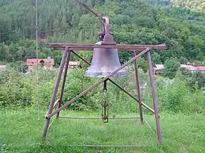 Clopotul donat de poliția germană