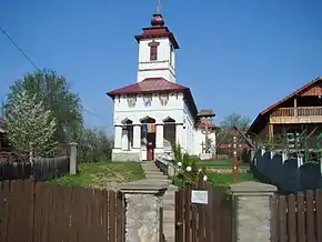 Biserica din Drăgoieşti, fost sat al comunei Brădiceni, acum doar cătun al localităţii Brădiceni, comuna Peştişani