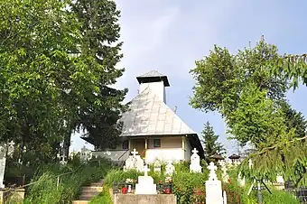 Biserica de lemn Novaci-Români