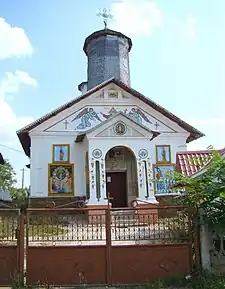 Biserica cu hramul „Sfânta Treime” şi „Izvorul Tămăduirii”