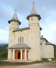 Biserica nouă de zid