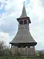 Clopotnița de lemn a bisericii reformate (monument istoric)