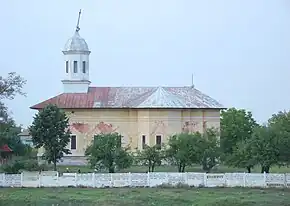 Biserica ortodoxă Sfântul Ierarh Nicolae din satul Izvoarele