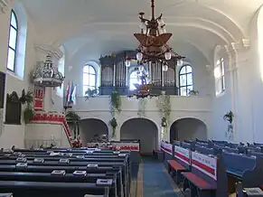 Interiorul bisericii reformate