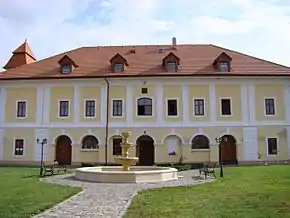 Castelul Haller din Ogra