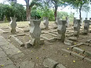 Cimitirul Eroilor Români din Al Doilea Război Mondial din satul Leordeni