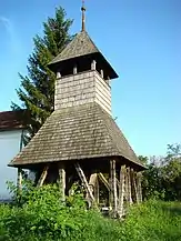 Clopotnița de lemn a bisericii reformate (monument istoric)