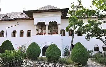 Mănăstirea Dintr-un lemn