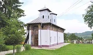 Biserica „Sfinții Trei Ierarhi” din Foleștii de Jos (monument istoric)