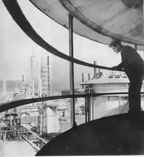 Noua rafinărie de la Dărmănești, 1964