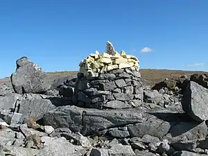 Rajapyykki 304 (borna de frontieră 304) marchează linia de graniță încă din 1764