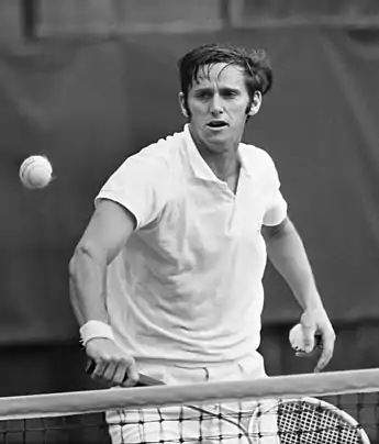 Roy Emerson, tenismen australian, multiplu campion de Grand Slam